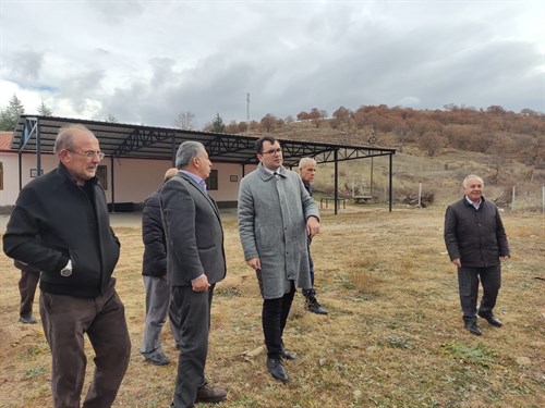 Kaymakamımız Sayın Mehmet Furkan SUMMAK daire amirleri ile İlçemiz Hasanali köyünü ziyaret etti.